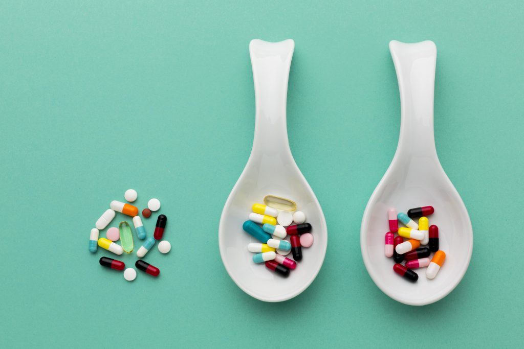 suplementy podane na łyżce - suplementy dla zwierząt